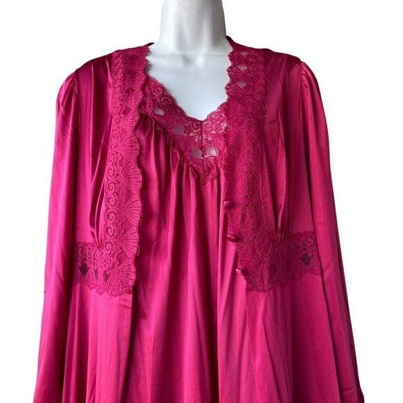 VINTAGE 80s VANITY FAIR Peignoir Set Nightgown & Robe Size Medium Magenta Nylon - Picture 4 of 6